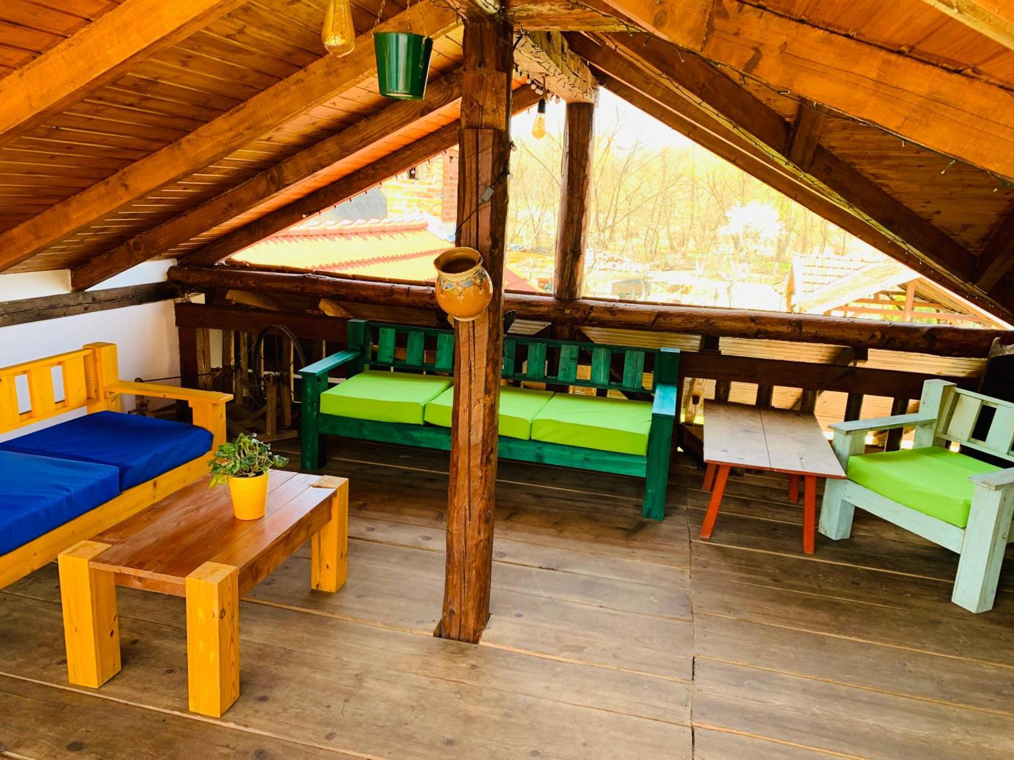 Casa "La Moara Din Gradina" Hotel Eftimie Murgu Екстериор снимка